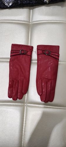 Перчатки красные 