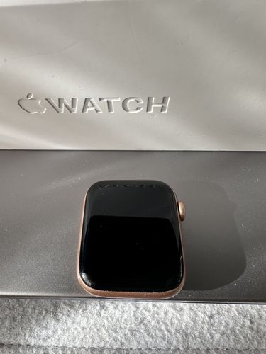 Apple Watch Series 6 44mm Розовый песок