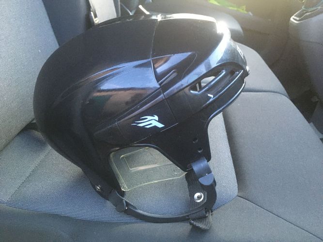 Хоккейный шлем FLAME размер M